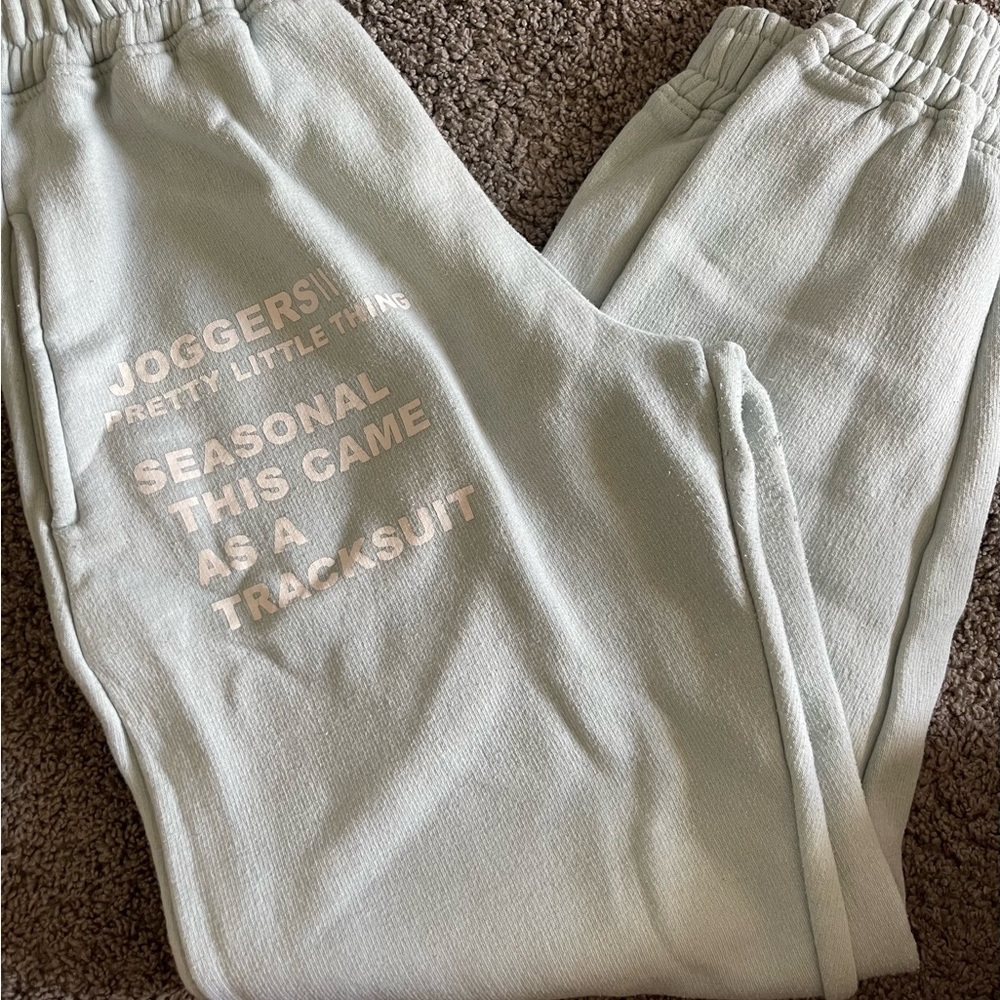 Pretty Little Thing Sweatsuit - Picture 4 of 6